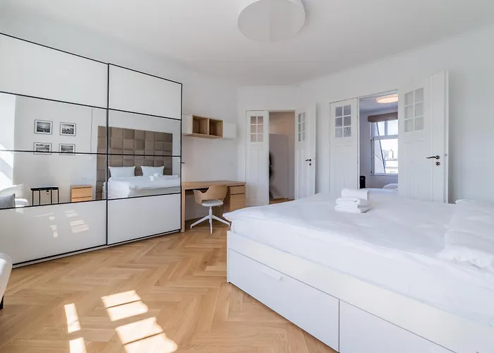 Kochanowskiego Luxury By Bookinghost Apartment Poznan